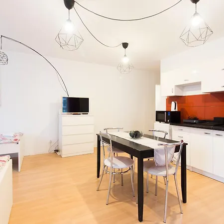 Appartamento Happyestate Ul Biskupia Old Town Breslavia
