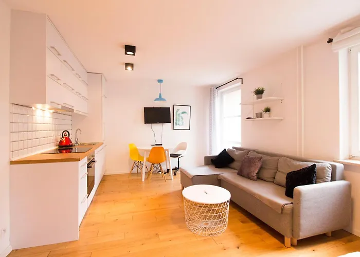 Happyestate Ul Biskupia Old Town Апартаменты *