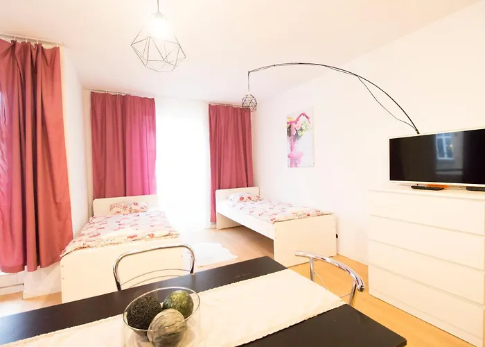 Апартаменты Happyestate Ul Biskupia Old Town *