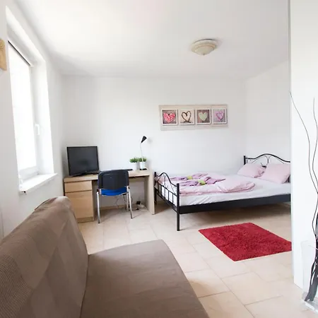 Happyestate Ul Biskupia Old Town