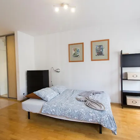 Happyestate Ul Biskupia Old Town Apartament