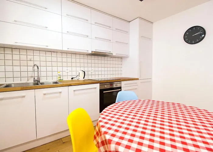 Happyestate Ul Biskupia Old Town *